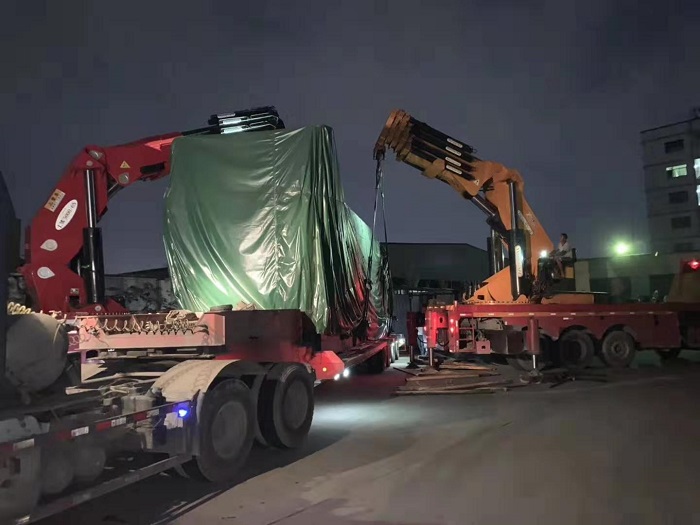 发电机组3.jpg 发电机组3.jpg